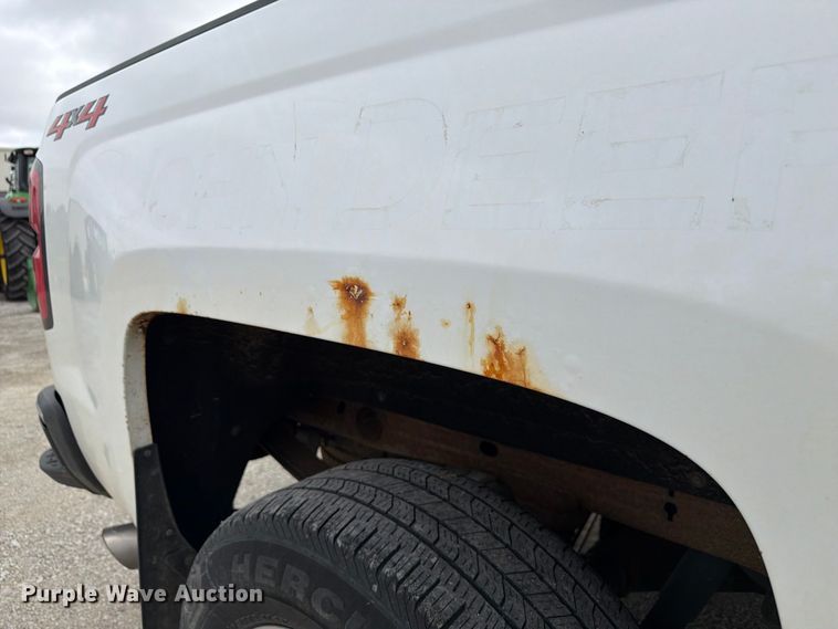 image for item FP3117 2018 Chevrolet Silverado 1500 Crew Cab pickup truck