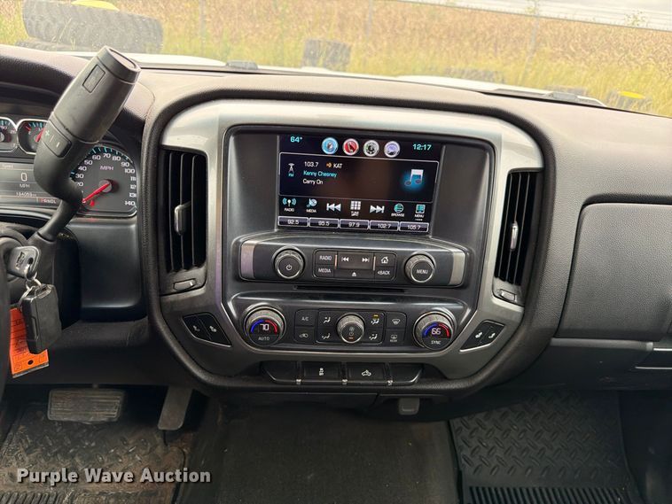 image for item FP3117 2018 Chevrolet Silverado 1500 Crew Cab pickup truck