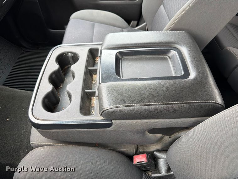 image for item FP3117 2018 Chevrolet Silverado 1500 Crew Cab pickup truck