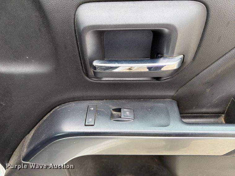 image for item FP3117 2018 Chevrolet Silverado 1500 Crew Cab pickup truck