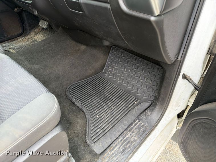 image for item FP3117 2018 Chevrolet Silverado 1500 Crew Cab pickup truck