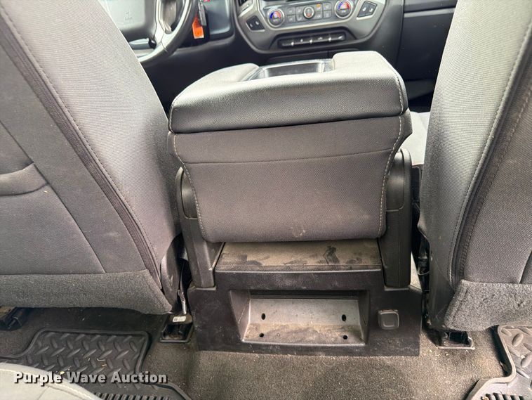 image for item FP3117 2018 Chevrolet Silverado 1500 Crew Cab pickup truck