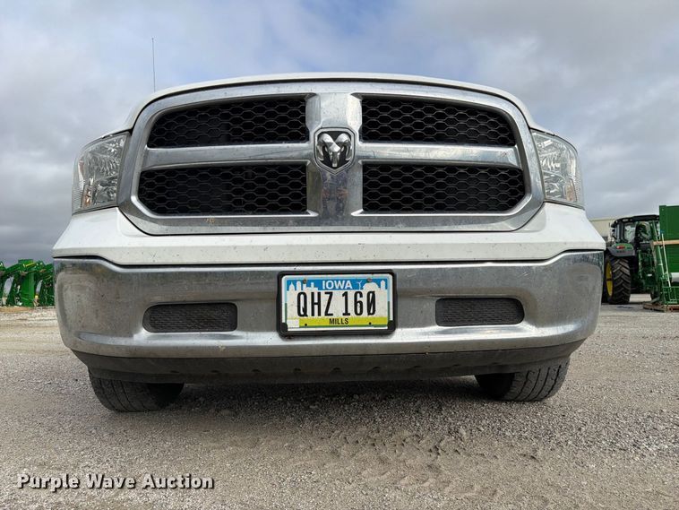 image for item FP3118 2019 RAM 1500 Crew Cab pickup truck