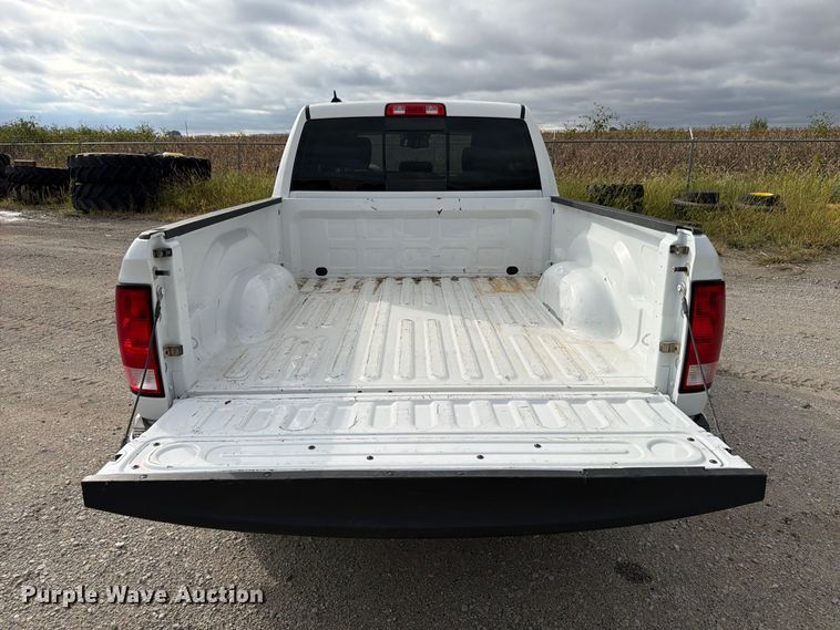 image for item FP3118 2019 RAM 1500 Crew Cab pickup truck