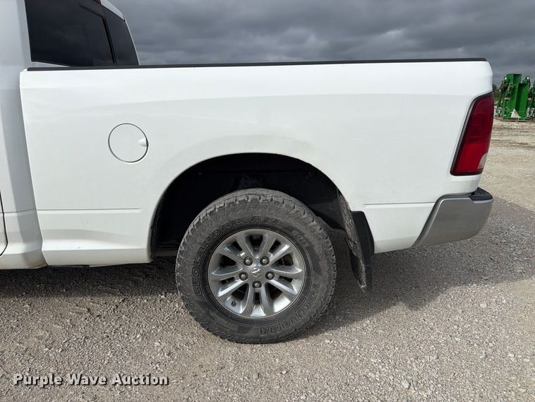 image for item FP3118 2019 RAM 1500 Crew Cab pickup truck