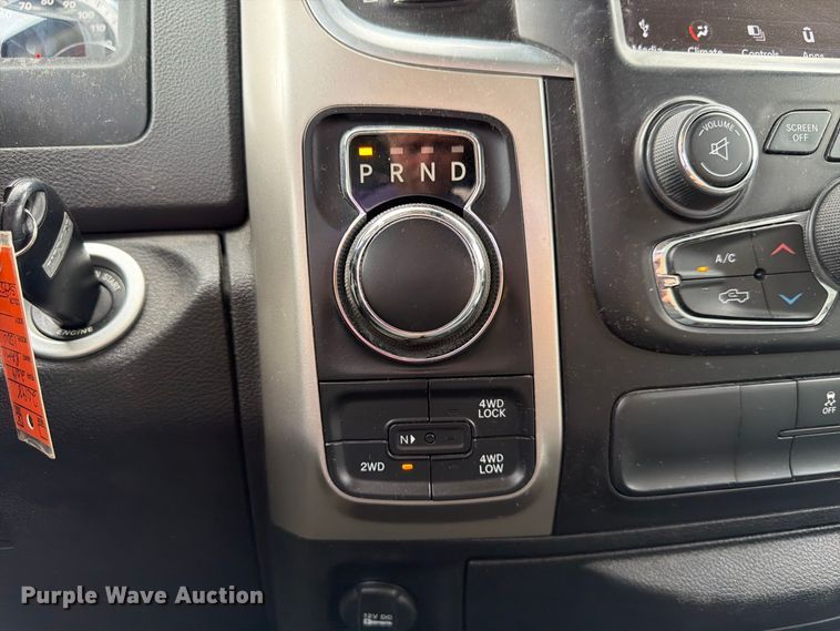 image for item FP3118 2019 RAM 1500 Crew Cab pickup truck