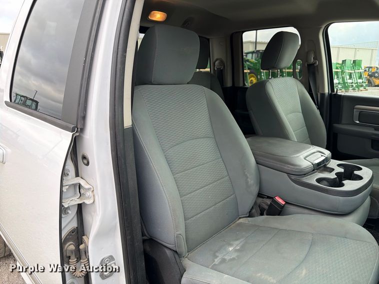 image for item FP3118 2019 RAM 1500 Crew Cab pickup truck