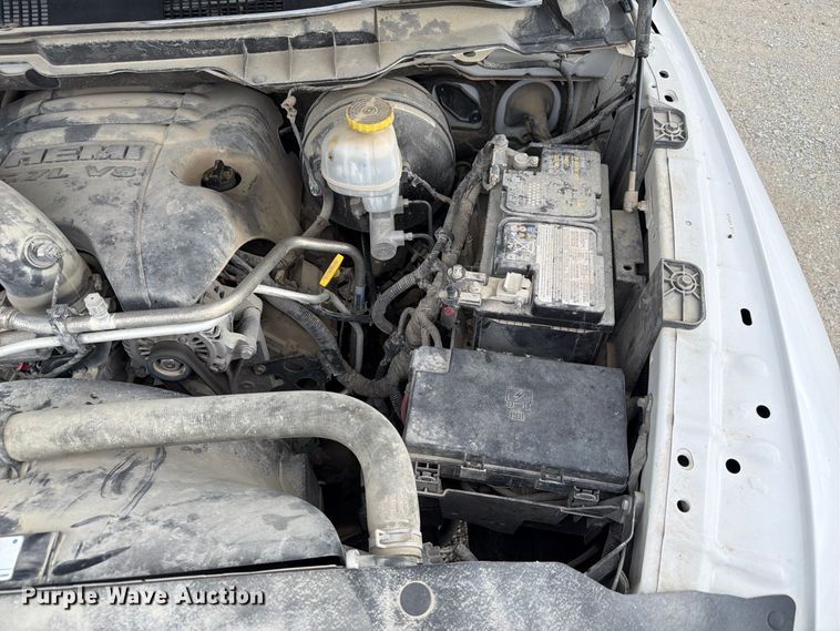 image for item FP3118 2019 RAM 1500 Crew Cab pickup truck
