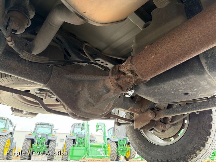 image for item FP3118 2019 RAM 1500 Crew Cab pickup truck