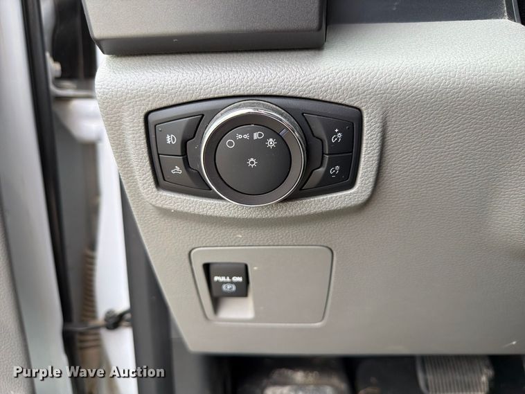 image for item FP3120 2019 Ford F150 Crew Cab pickup truck