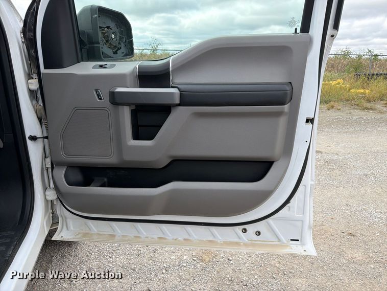 image for item FP3120 2019 Ford F150 Crew Cab pickup truck