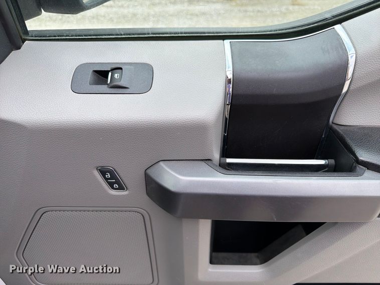 image for item FP3120 2019 Ford F150 Crew Cab pickup truck