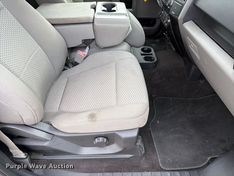 image for item FP3120 2019 Ford F150 Crew Cab pickup truck