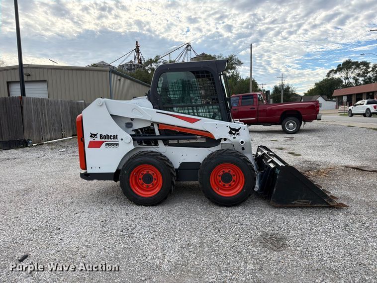 image for item FP4061 2018 Bobcat S550 skid steer loader