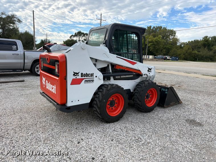 image for item FP4061 2018 Bobcat S550 skid steer loader