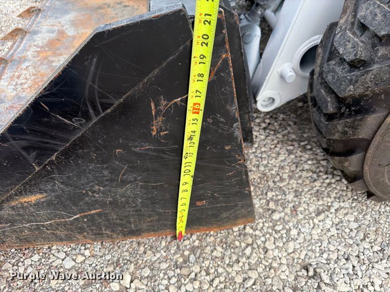 image for item FP4061 2018 Bobcat S550 skid steer loader