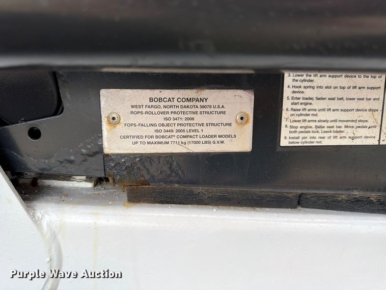 image for item FP4061 2018 Bobcat S550 skid steer loader