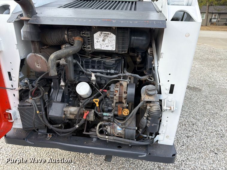 image for item FP4061 2018 Bobcat S550 skid steer loader