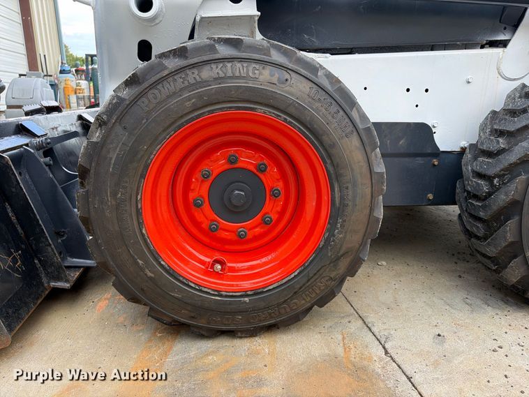 image for item FP4061 2018 Bobcat S550 skid steer loader