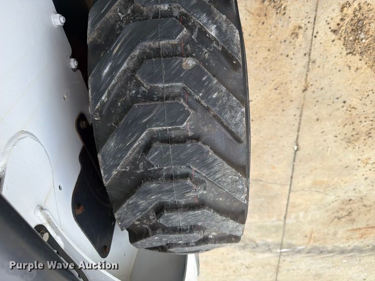 image for item FP4061 2018 Bobcat S550 skid steer loader