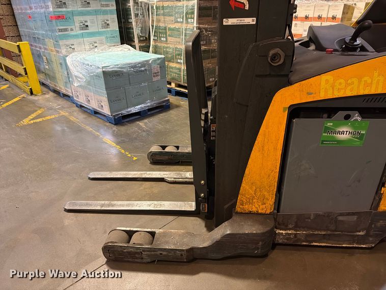 image for item FT3015 Jungheinrich ETR345 reach truck