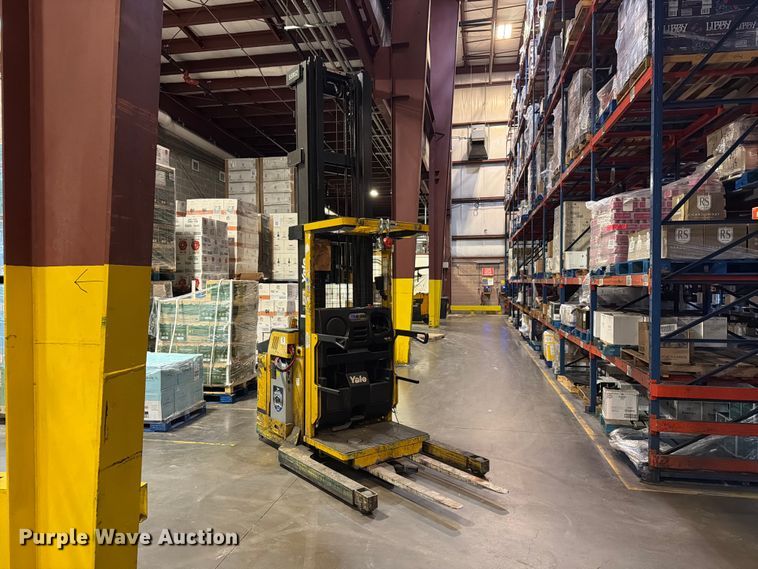 image for item FT3016 Yale SS030BFN24TE155 reach truck