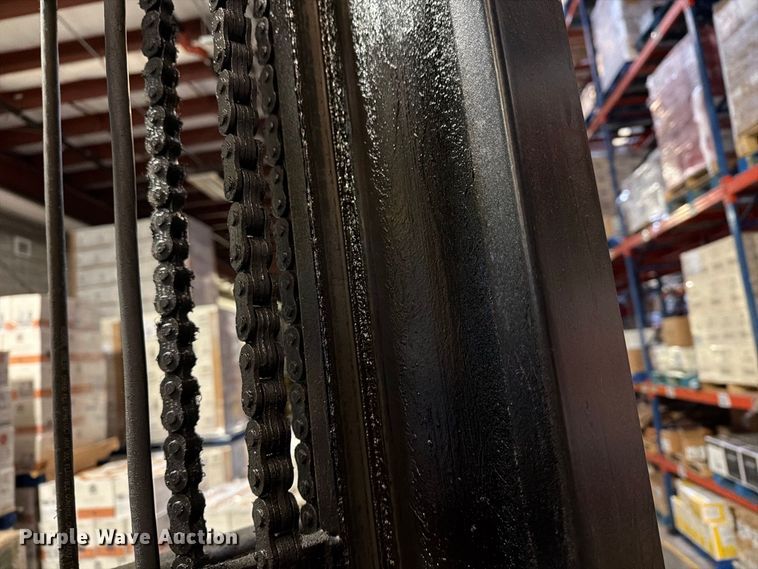image for item FT3016 Yale SS030BFN24TE155 reach truck