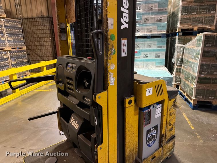 image for item FT3016 Yale SS030BFN24TE155 reach truck