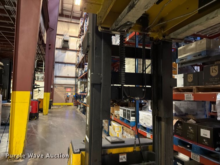 image for item FT3016 Yale SS030BFN24TE155 reach truck