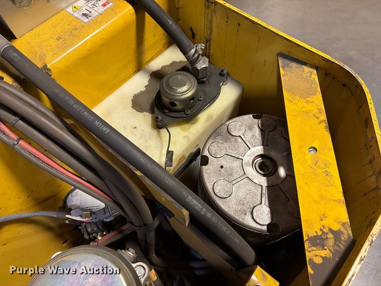 image for item FT3016 Yale SS030BFN24TE155 reach truck