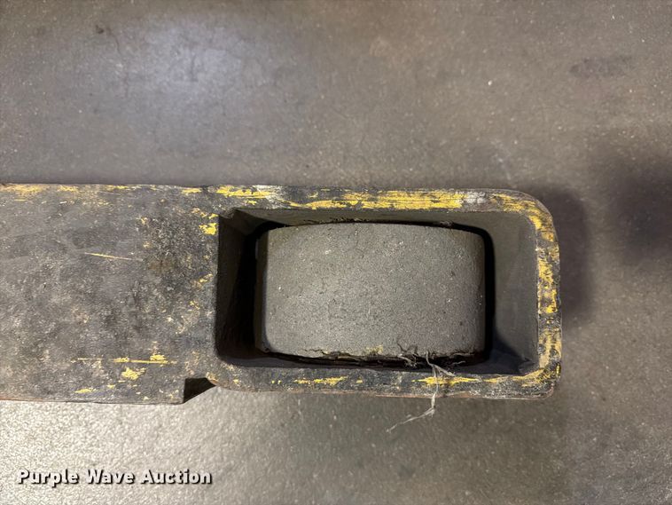 image for item FT3016 Yale SS030BFN24TE155 reach truck