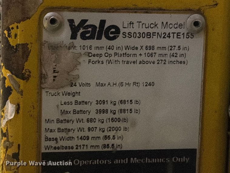 image for item FT3016 Yale SS030BFN24TE155 reach truck