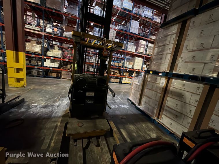 image for item FT3017 Yale SS030BFN24TE155 reach truck