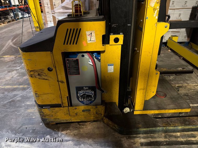 image for item FT3017 Yale SS030BFN24TE155 reach truck