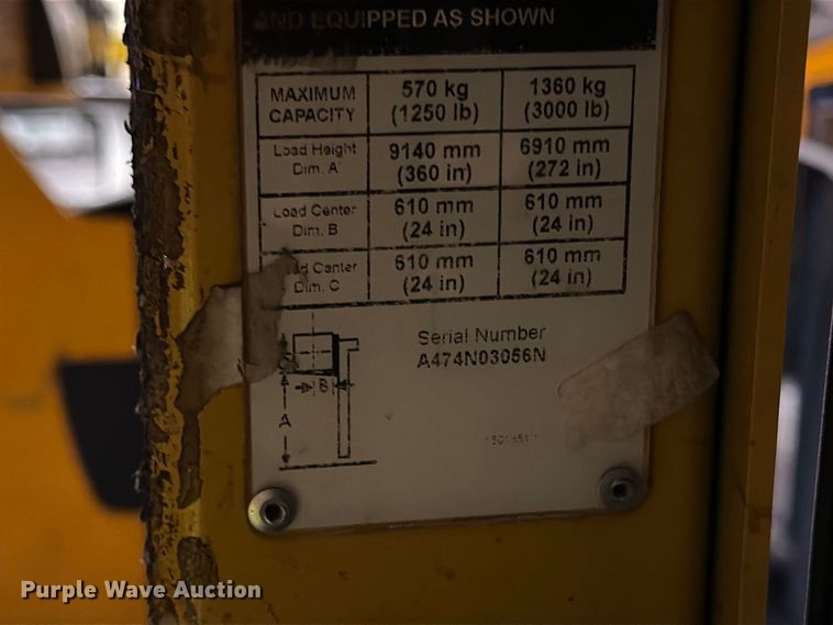 image for item FT3017 Yale SS030BFN24TE155 reach truck