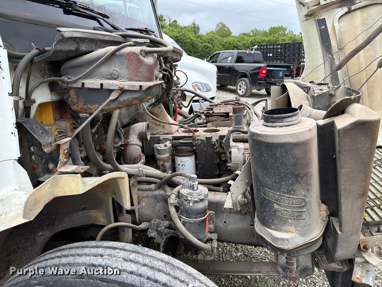 image for item FT6304 2000 Freightliner FL70 flatbed truck