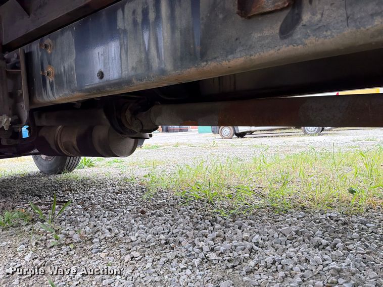 image for item FT6304 2000 Freightliner FL70 flatbed truck