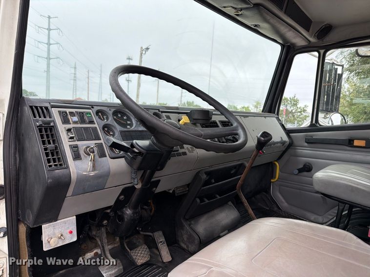 image for item FT6305 2000 Freightliner FL70 flatbed truck