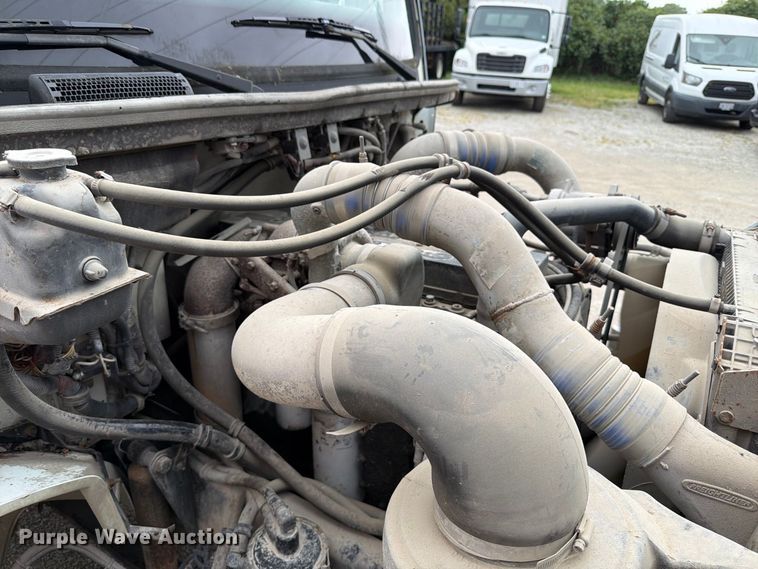 image for item FT6305 2000 Freightliner FL70 flatbed truck