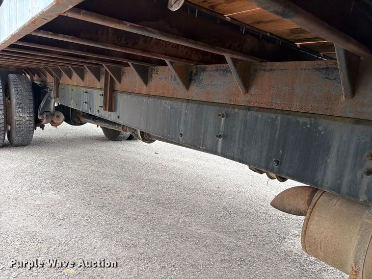 image for item FT6305 2000 Freightliner FL70 flatbed truck