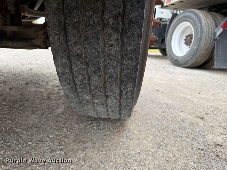 image for item FT6305 2000 Freightliner FL70 flatbed truck