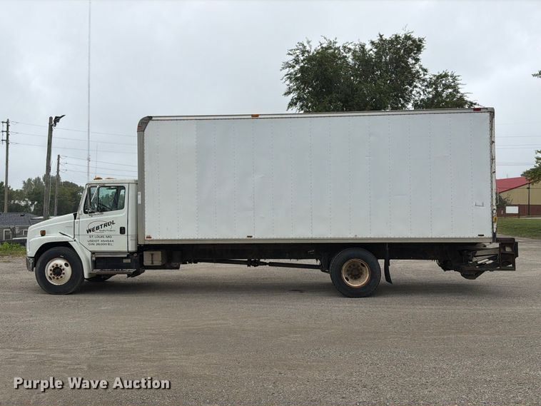 image for item FT6306 2000 Freightliner FL70 box truck
