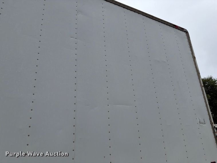 image for item FT6306 2000 Freightliner FL70 box truck