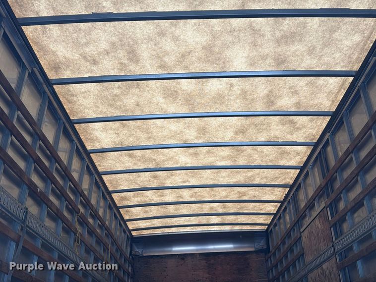 image for item FT6306 2000 Freightliner FL70 box truck