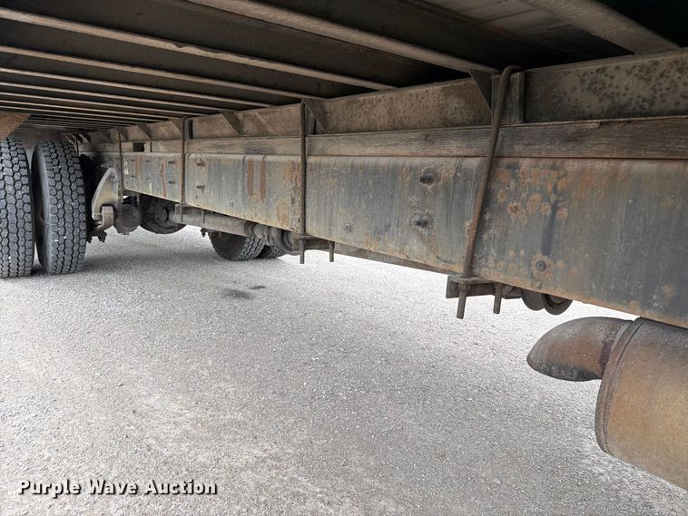 image for item FT6306 2000 Freightliner FL70 box truck