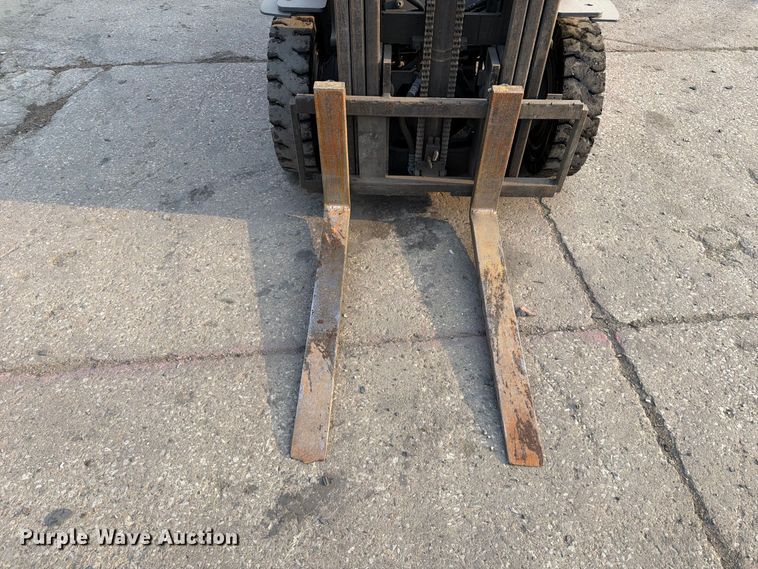 image for item FT6346 Toyota 8FGU25 forklift