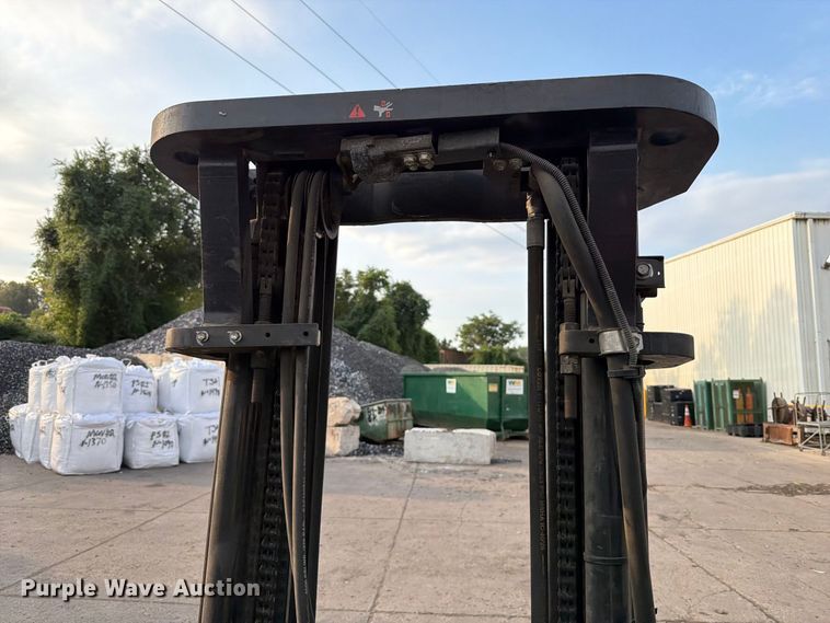 image for item FT6346 Toyota 8FGU25 forklift