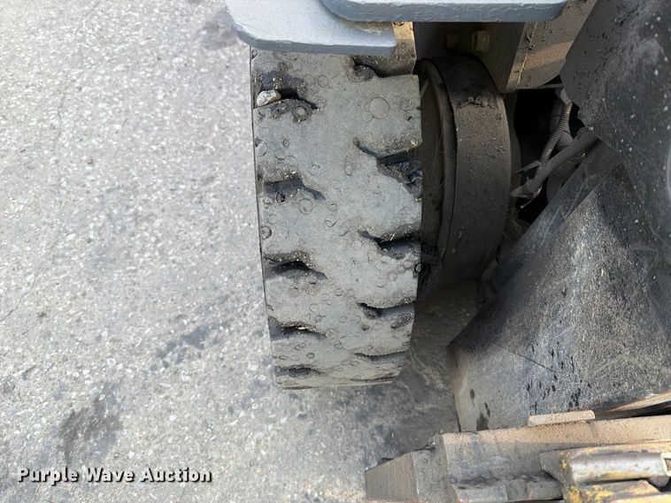image for item FT6346 Toyota 8FGU25 forklift