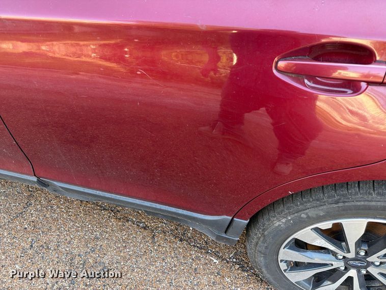 image for item FT6350 2015 Subaru Outback SUV