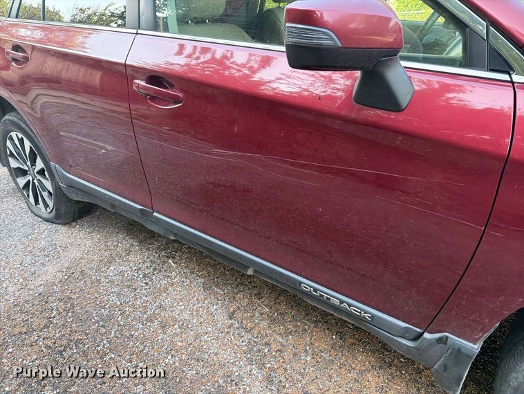 image for item FT6350 2015 Subaru Outback SUV